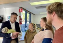 Baby boom on Kangaroo Island as premier and health minister visit Kangaroo Island hospital