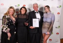 Oceanview Eco Villas wins gold for Hosted Accommodation at 2023 SA Tourism Awards