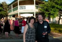 A bitter-sweet sixteen as Fred and Fleur seek buyer for Fine Art Kangaroo Island