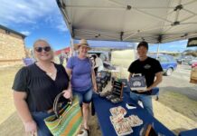 Busy Sunday farmers and artisan’s market at Kingscote