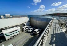 SeaLink services continue after agreement reached with union over pay