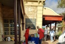 Royal Flying Doctor Service KI Easter stall proves popular