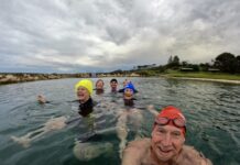 Kangaroo Island swimmers gather for Daffodil Day in the ocean pool