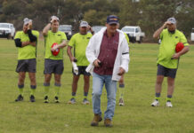 Kangaroo Island football community pays tribute to lost professional fishermen