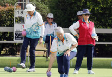KI lawn bowls action from Birchmore