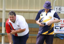 Open Pennant bowls action from Kingscote: PHOTOS