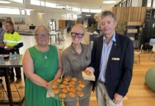 QantasLink Q400 plane launch at Kingscote Kangaroo Island Airport: PHOTOS