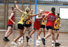 Junior girls basketball on Kangaroo Island: PHOTOS