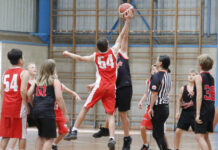 Parndana U14 Boys defeat Sweathogs in prelim finals: PHOTOS