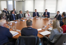 State government matches federal funding in battle against algal bloom