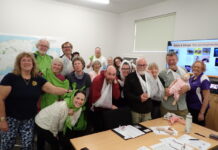 Kangaroo Island Wildlife Network volunteers train in first-aid for humans