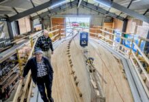Independence schooner closer to being turned right-side up for top-side work