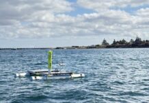 AusOcean re-deploys acoustic research buoy on top of Kingscote artificial oyster reef
