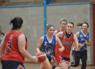Basketball action on Kangaroo Island: PHOTOS