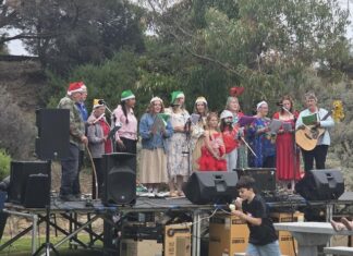 Penneshaw Progress Association announces grant recipients at carols