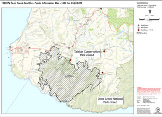 Deep Creek Fire threatens Delamere overnight, SeaLink ferry services resume for locals