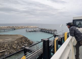 Work to begin on Penneshaw jetty; ferry out of service with electrical issues