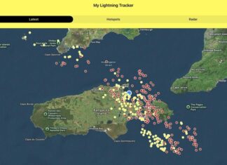 CFS responds to grass fire at Bark Hut Road at Cassini