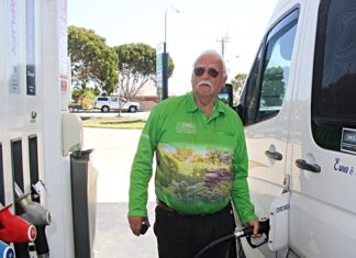 Wowsers at the bowsers in the Fleurieu region