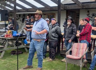 Black Dog riders hear about one man’s bushfire mental health journey